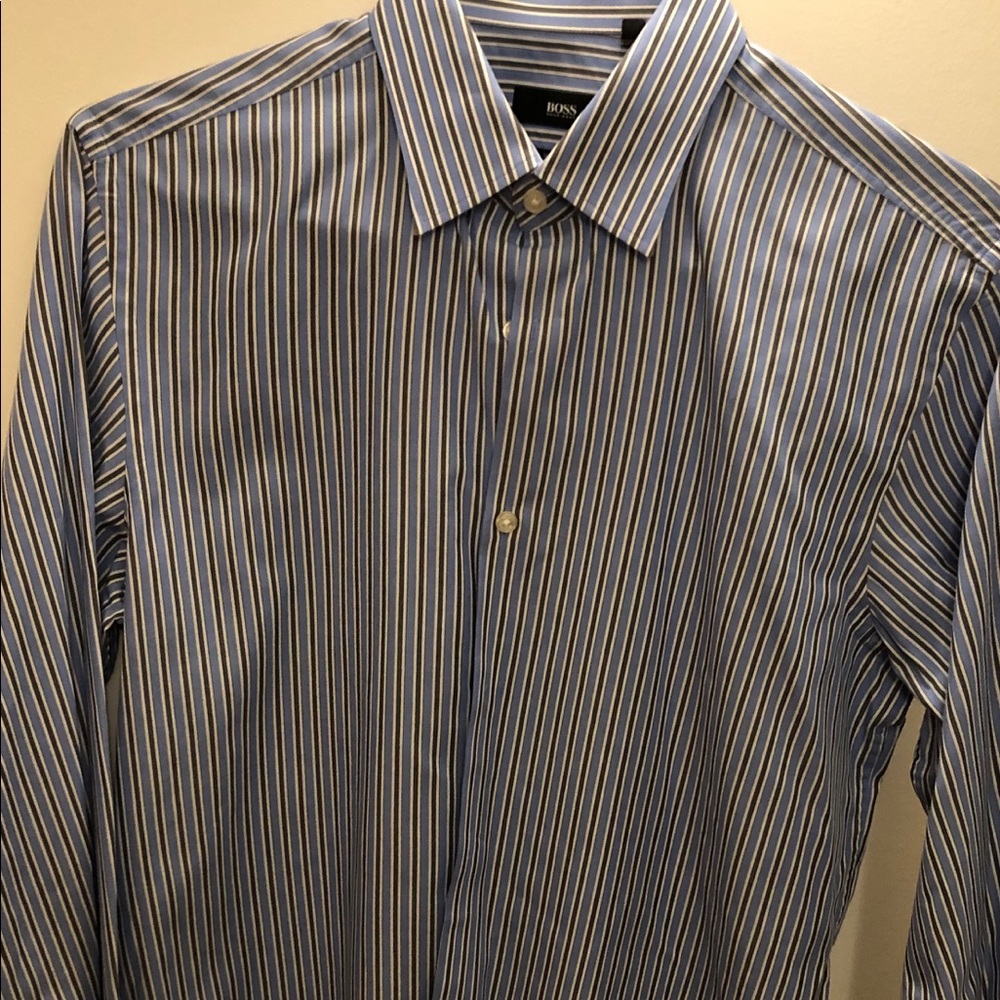 Men’s Hugo Boss dress shirt